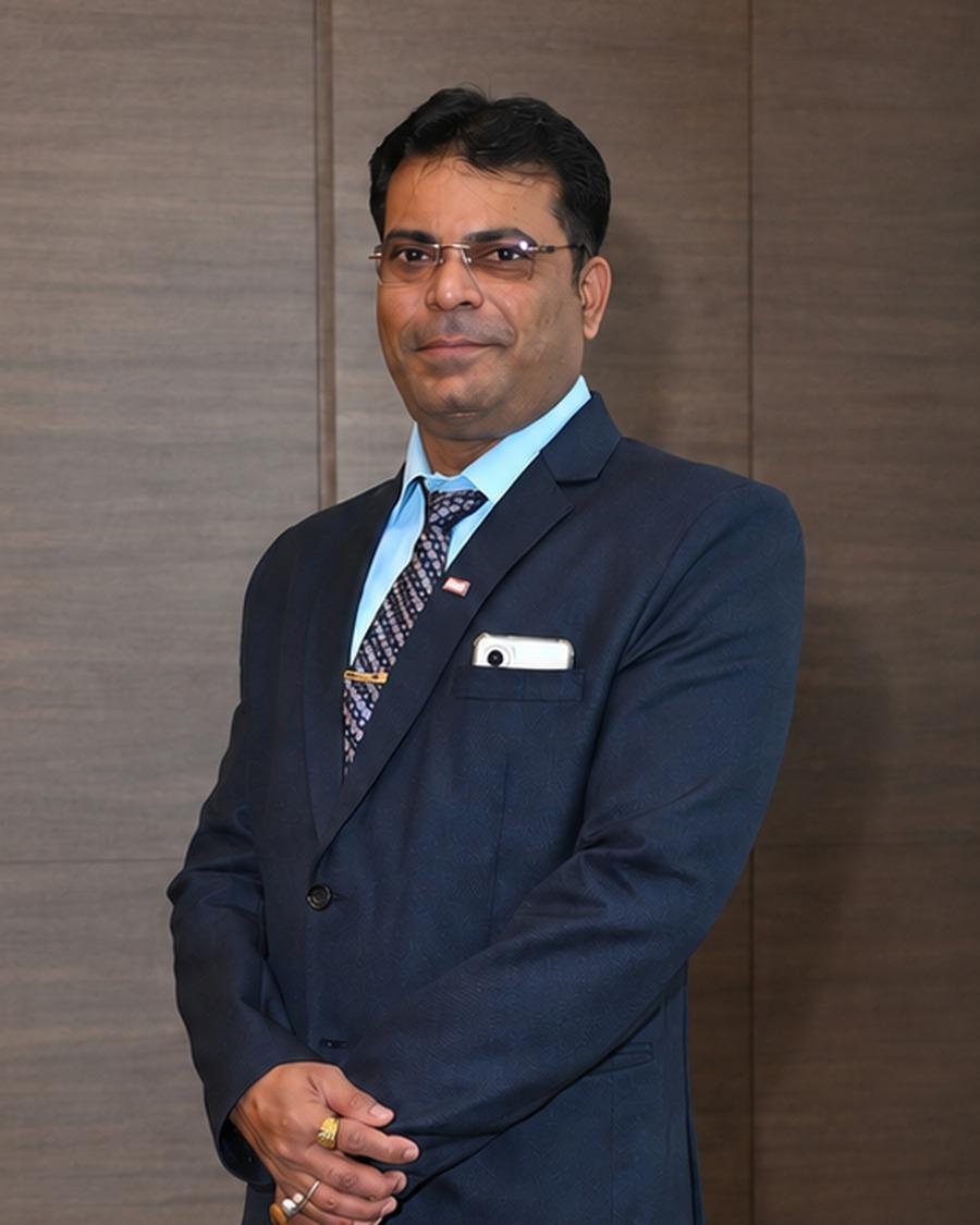 Hariom Bhadre, Director at Dhanam Nivesh Kuries Pvt. Ltd.
